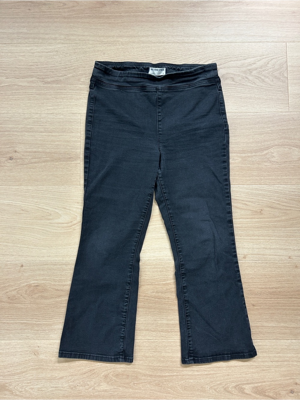 We The Free Black Stretchy Pull On Jeans Size L